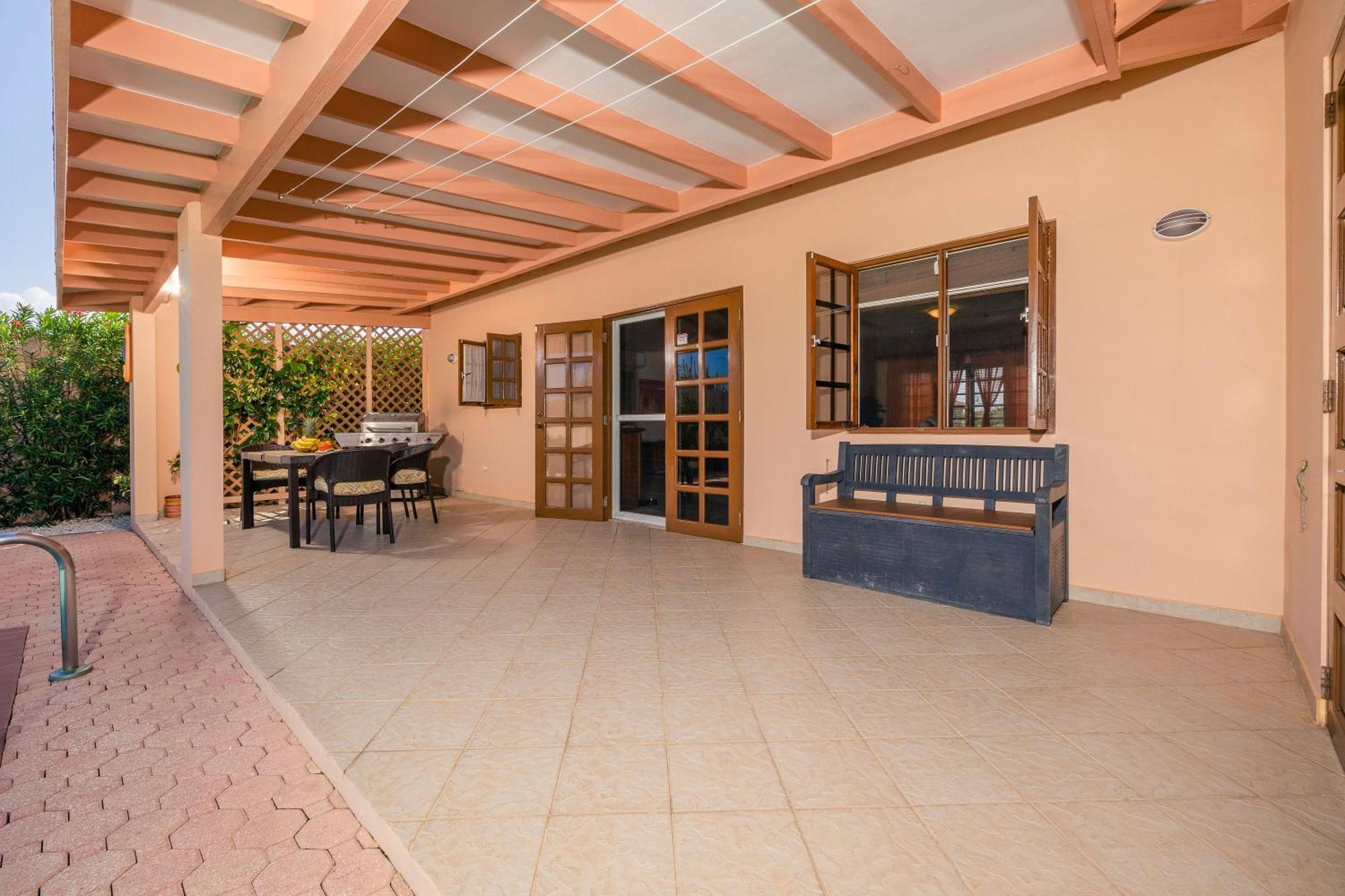 Sunrise Villa Is Gorgeous For Daily Views Of Sunrises And Sunsets Palm Beach Ngoại thất bức ảnh
