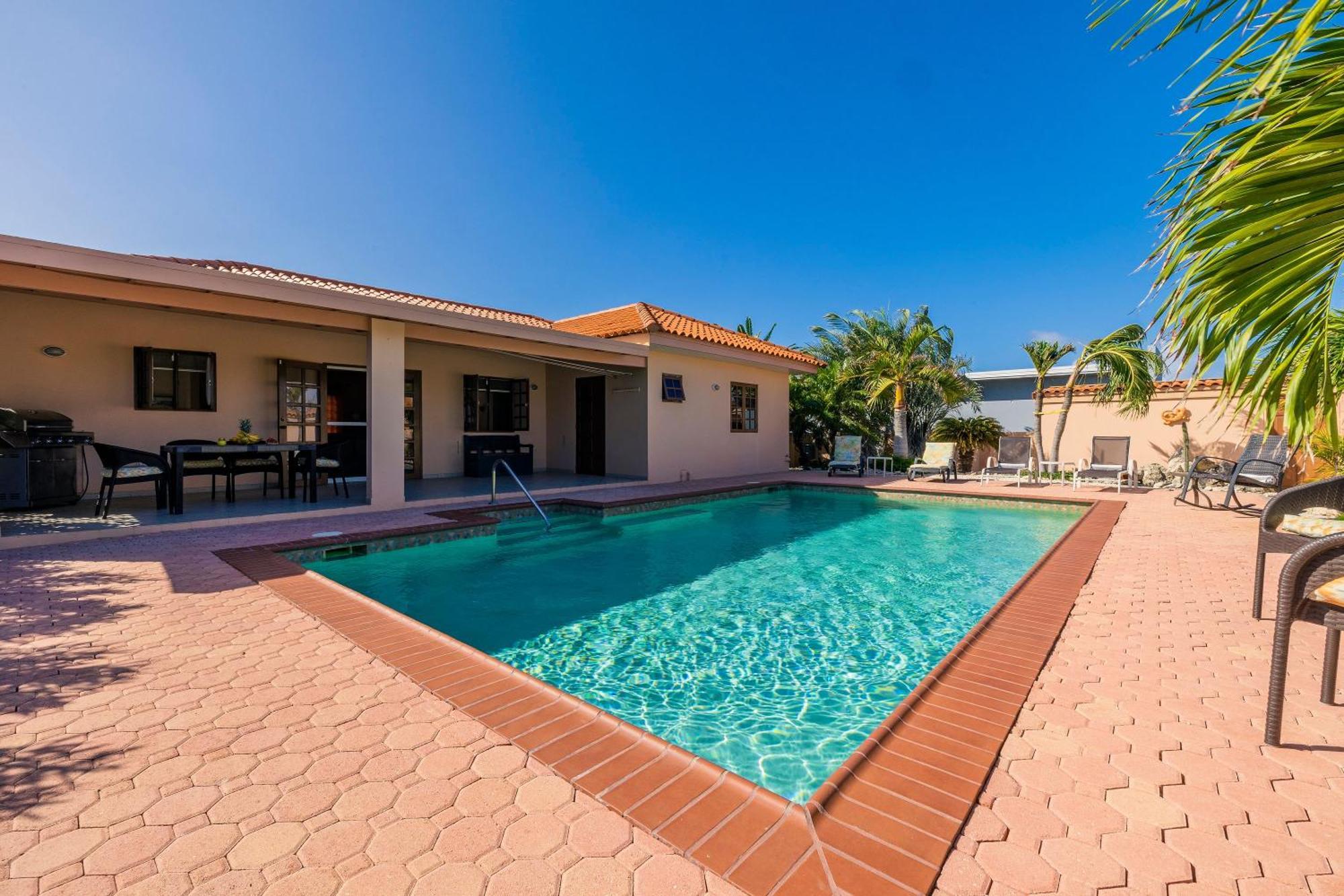 Sunrise Villa Is Gorgeous For Daily Views Of Sunrises And Sunsets Palm Beach Ngoại thất bức ảnh